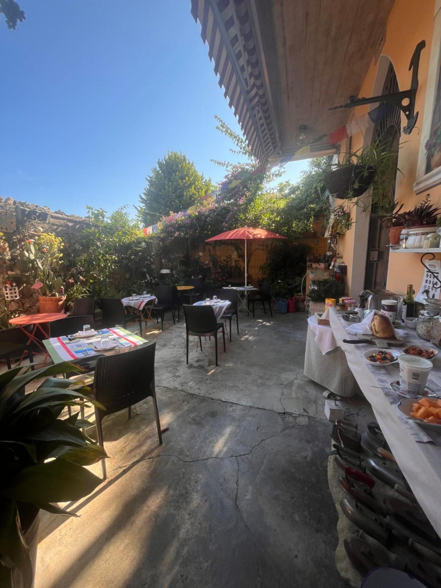 Bed and Breakfast The Tower Of The Old King Desenzano del Garda Exteriér fotografie